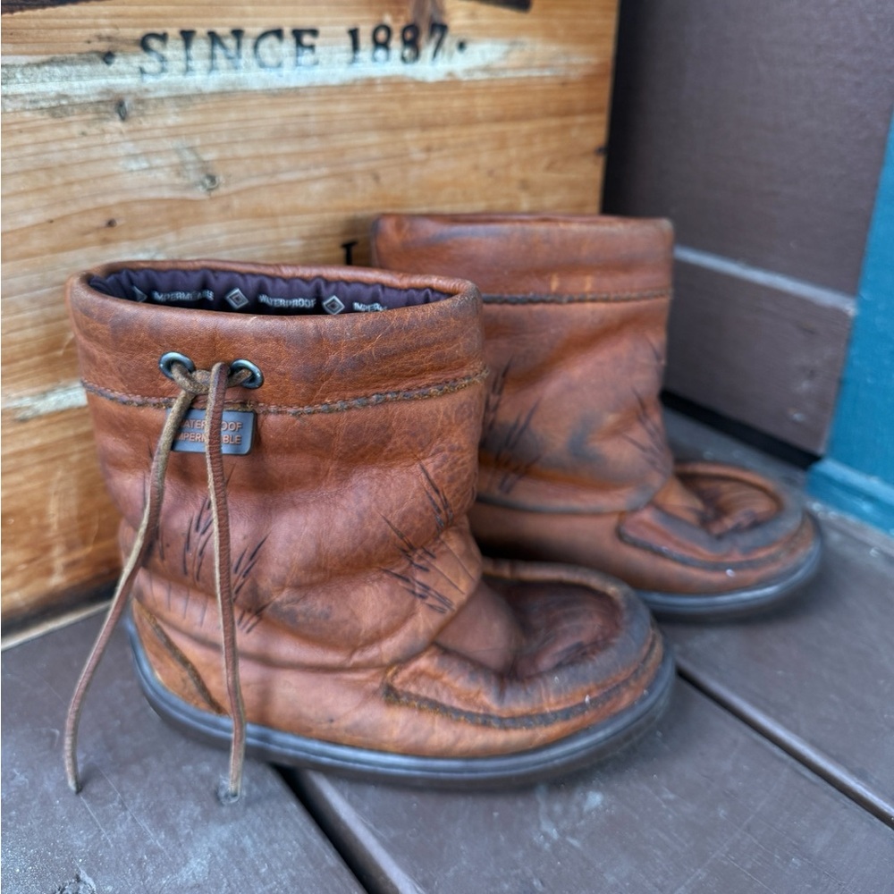 Leather Mukluk Boots | Waterproof | Child 10